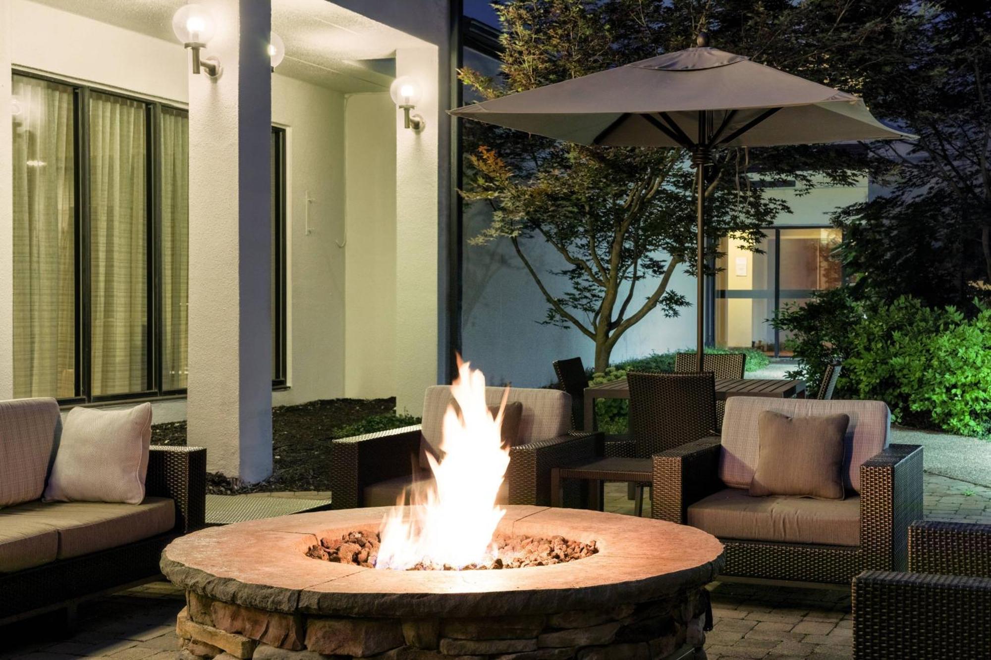 Courtyard Cincinnati Blue Ash Kültér fotó